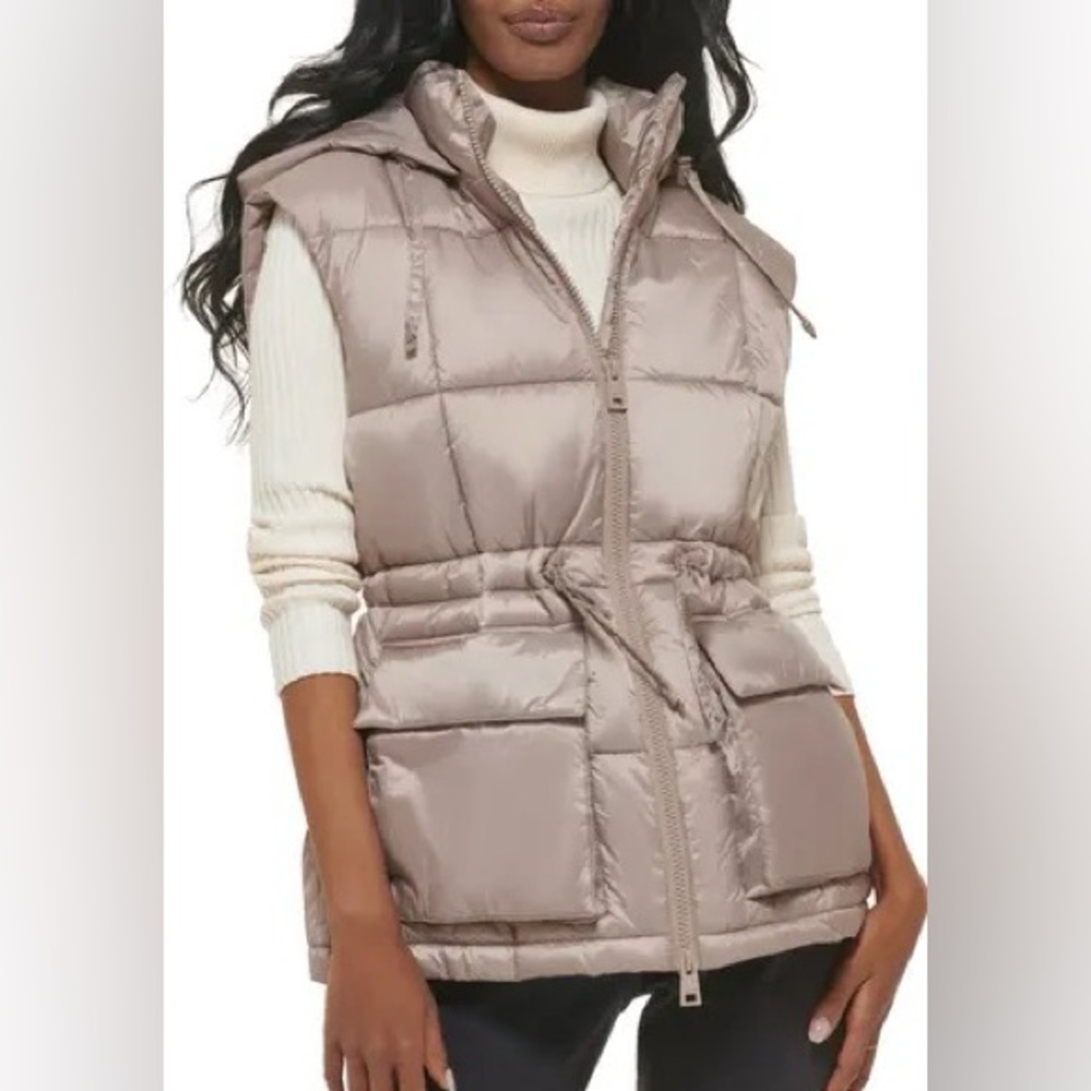 Levi's Taupe Hooded Puffer Vest Drawstring Waist Size Medium